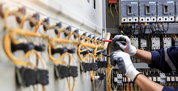 Professional Electrician technician working in Union County County, NJ
